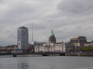 The Custom House, admittedly, this was taken on the way back, when the light was better.